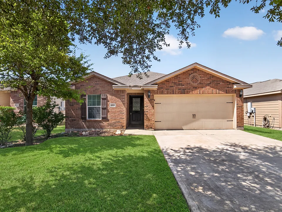 6531 Luckey Sq