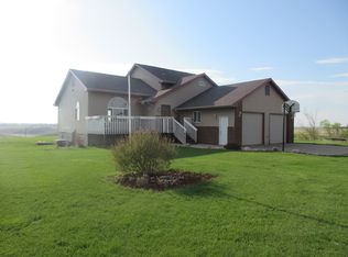 26473 453rd Ave, Canistota, SD 57012