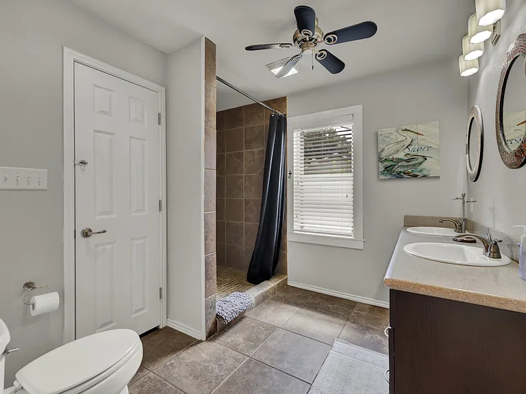 1015 Reiley Rd — Photo 24