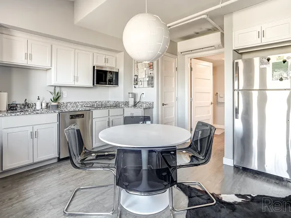 Walnut 38 Apartments