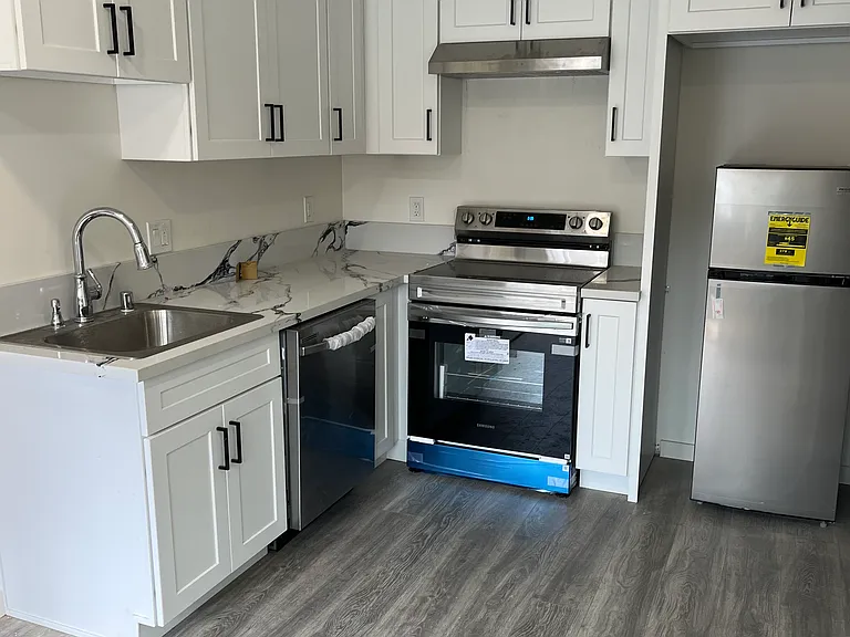 425 Live Oak Ave #103 — Photo 5