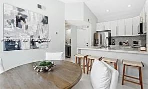 SW 27th Ct — Photo 24