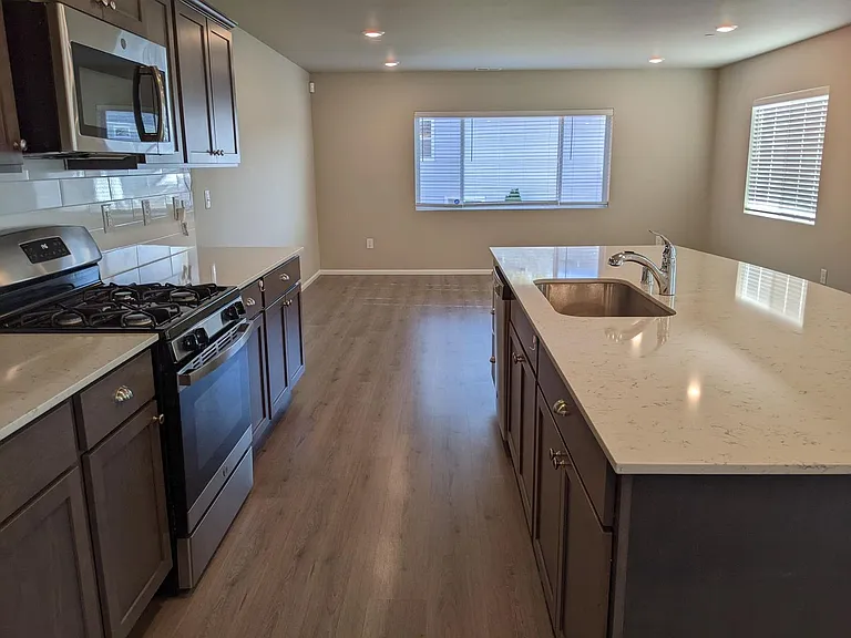3364 Hoffman Hill Blvd — Photo 10