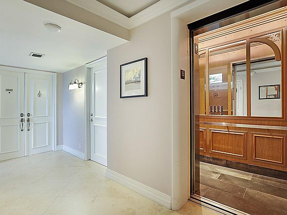 4th image of 4280 Galt Ocean Drive #15E