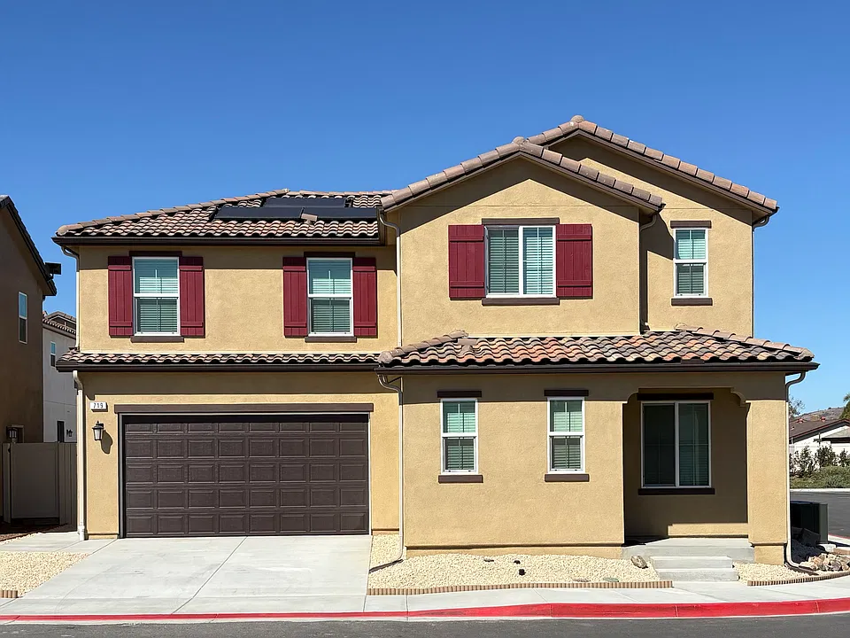 719 Kingbird Loop