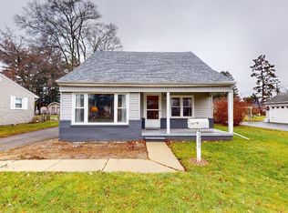 45251 Platt St, Utica, MI 48317