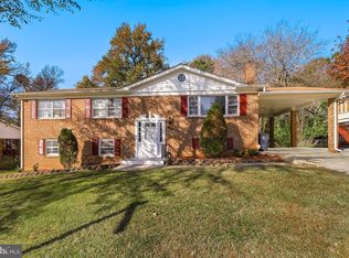 515 Round Table Dr, Fort Washington, MD 20744