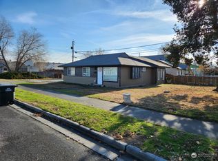 1229 E Terrace Ave, Moses Lake, WA 98837