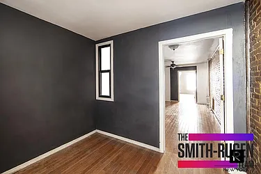 Rented by R New York