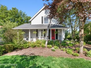 834 N 3rd Ave, St Charles, IL 60174