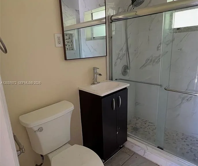 706 SW 4th Ter #4 — Photo 11