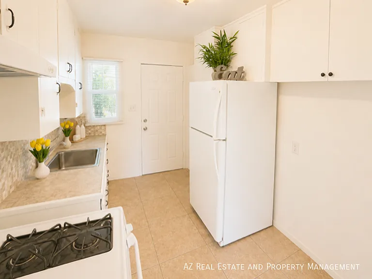 1507 N 15th Ave — Photo 16
