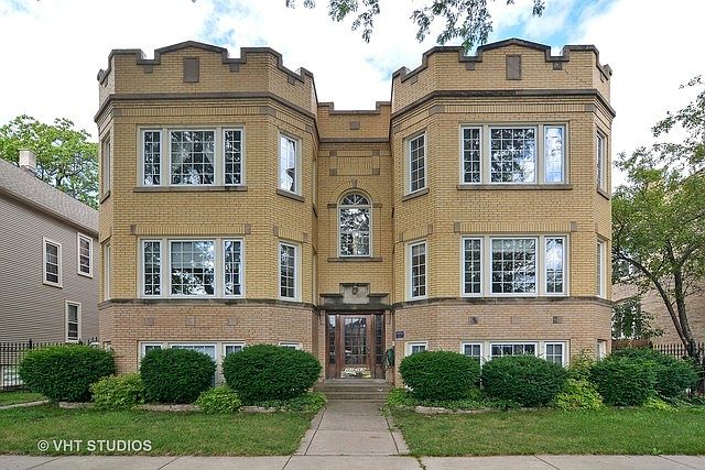 1st image of 3836 N Richmond St #1