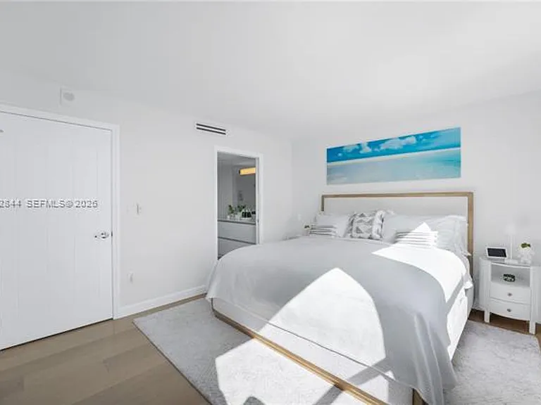 90 Alton Rd #3 — Photo 12