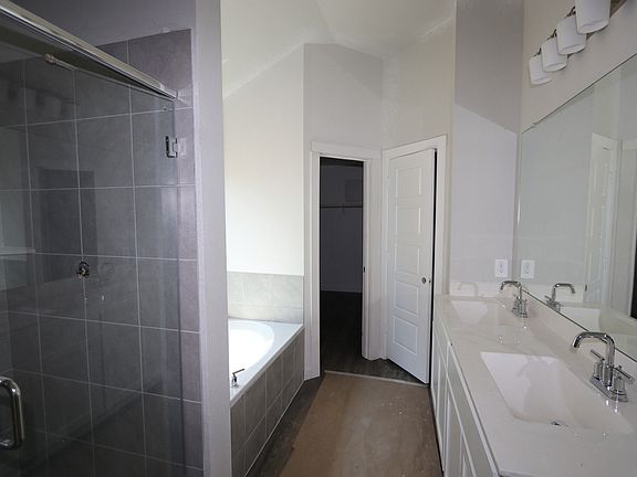 Owner s Bathroom