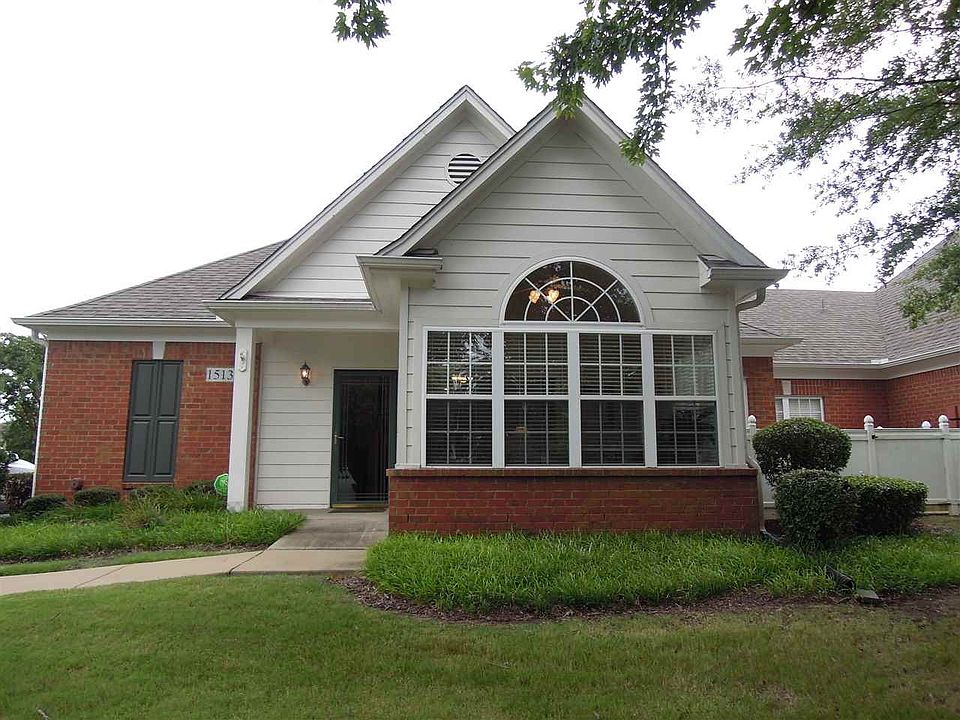 1st image of 1513 Castle Pines Cres #8