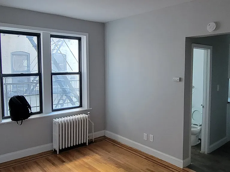 111 Garrison Avenue — Photo 5
