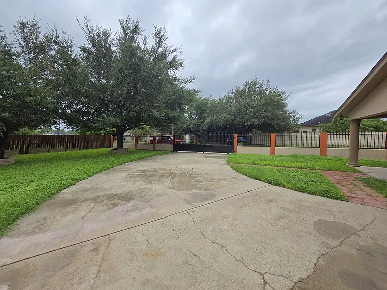 126 La Silla Dr — Photo 20