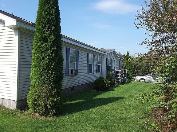 2nd image of 162 William Cir