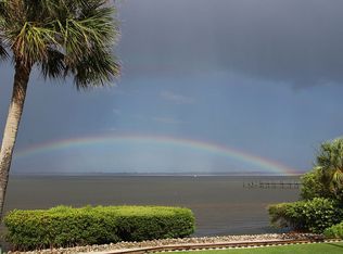 110 N Sewalls Point Rd, Sewalls Pt, FL 34996