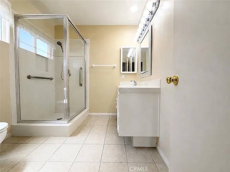 23707 Sandalwood St — Photo 13
