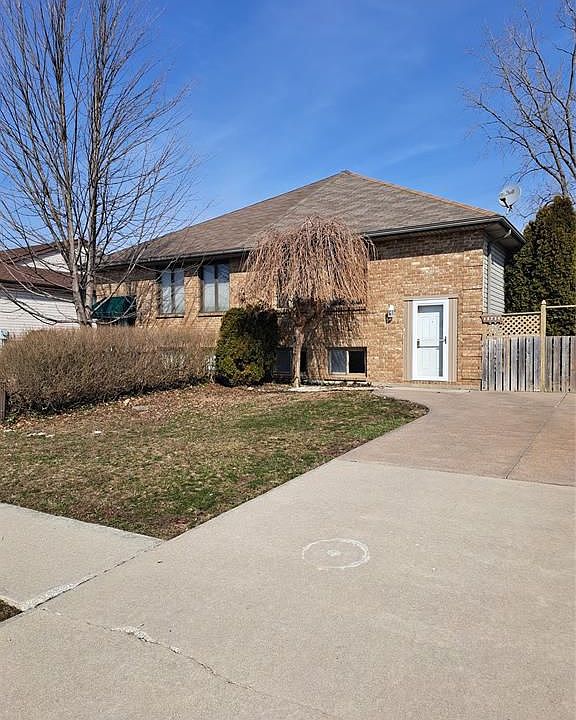 1st image of 12734 Horwood Cres