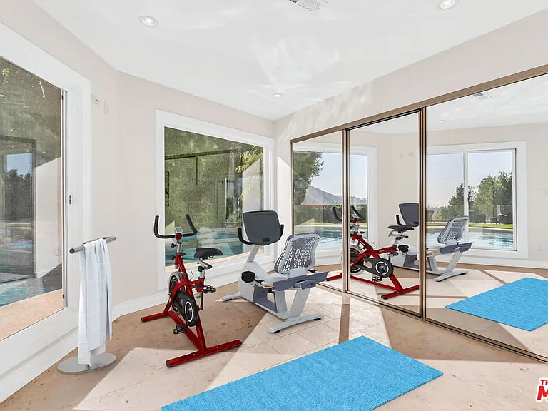 2177 Summitridge Dr — Photo 28