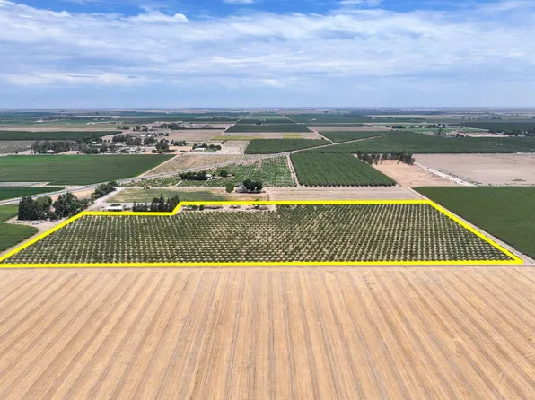 8216 Central Valley Hwy, Hanford, CA 93230