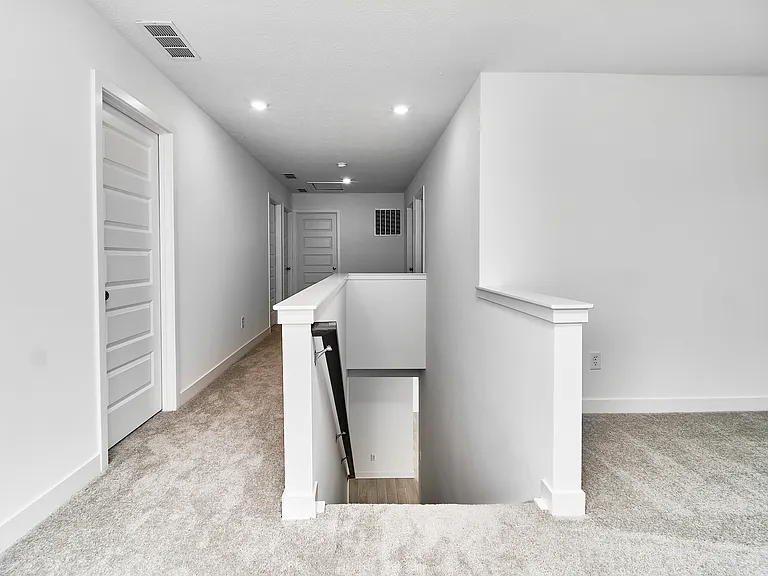 8603 Georgina St — Photo 28