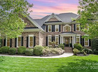 3306 Delamere Dr, Matthews, NC 28104