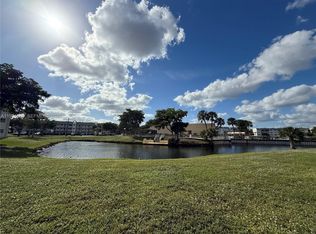 Sunrise Lakes, Fort Lauderdale, FL 33322