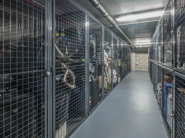 239 North 9th Street image 32 of 57