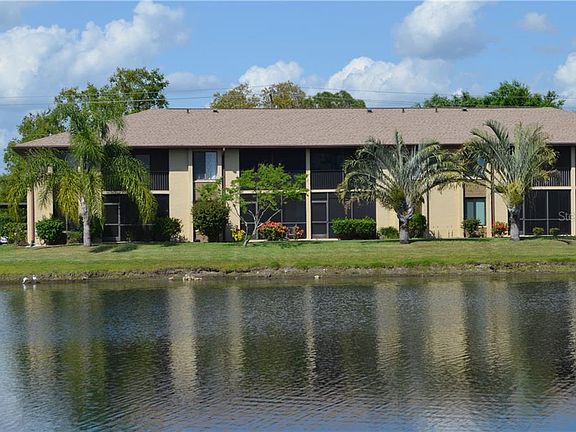 2nd image of 4016 Oakview Dr #J