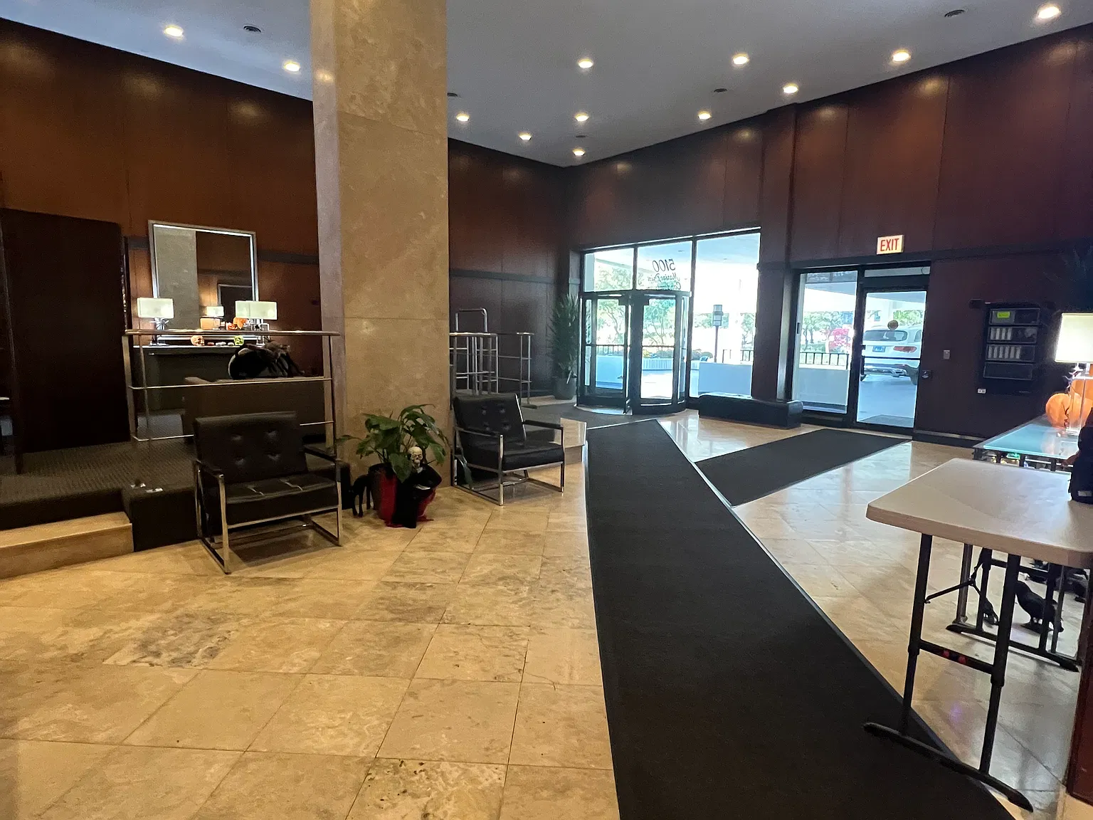 1 bed, 600 sqft, $1,950 — Photo 2