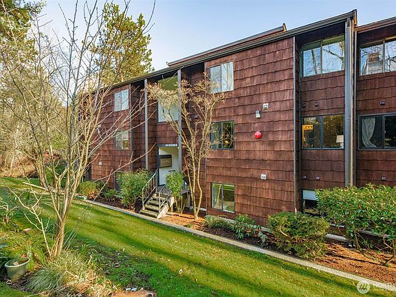 2nd image of 2316 NE 89th Street #2316