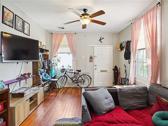 4th image of 7816 Green St