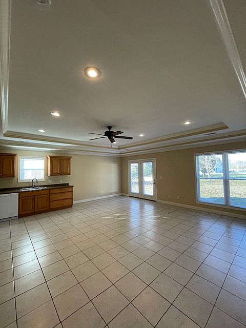 1st image of 7261 Annie Ln