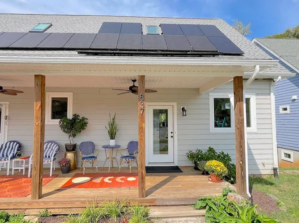 837 Stargazer Ln, Crozet, VA 22932