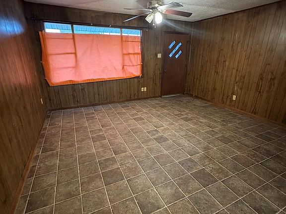 5th image of 121 Central St