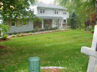 1289 Pickens Ct, Yorktown Heights, NY 10598