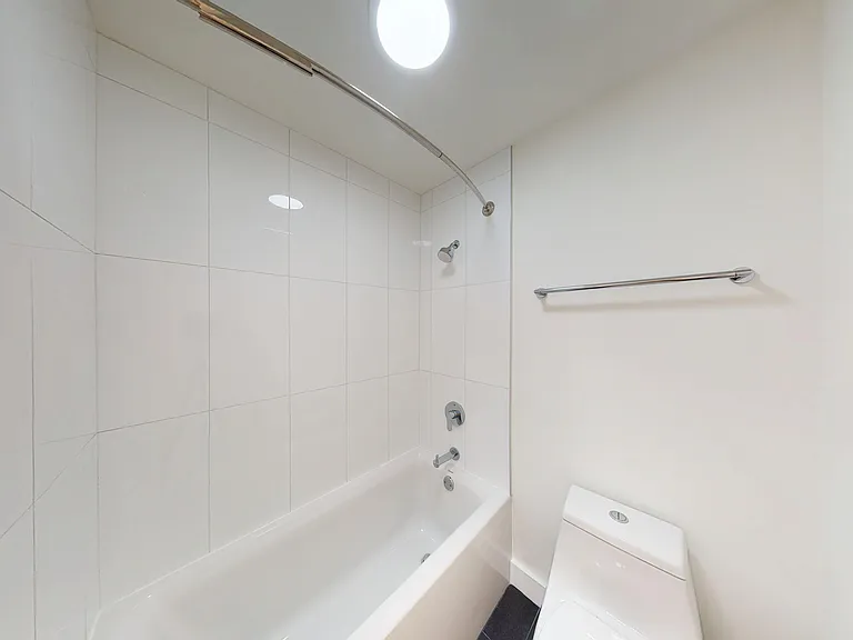 2520 College Avenue — Photo 11