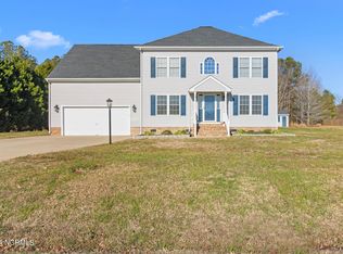208 Princess Anne Cir, Elizabeth City, NC 27909