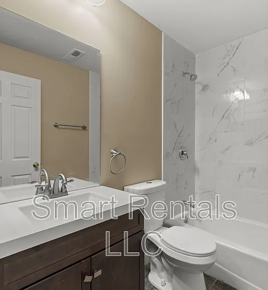 4101 Flad Ave #B — Photo 3