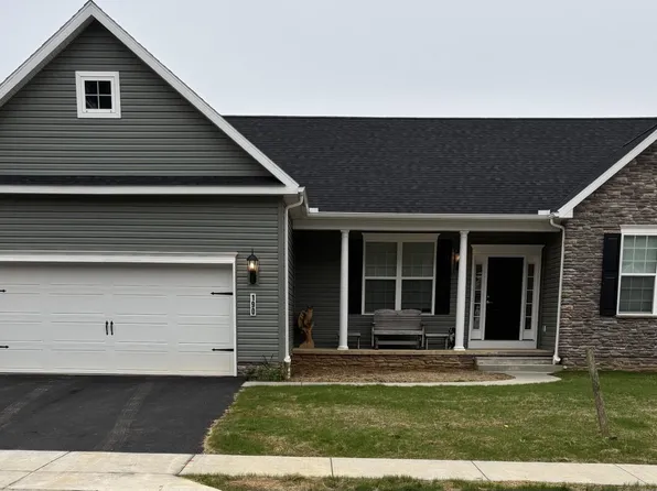 190 Patterson Dr #51, Stewartstown, PA 17363