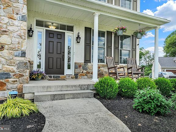 2nd image of 115 Chet Dr
