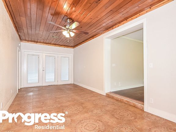 5th image of 1138 Walker Cir S