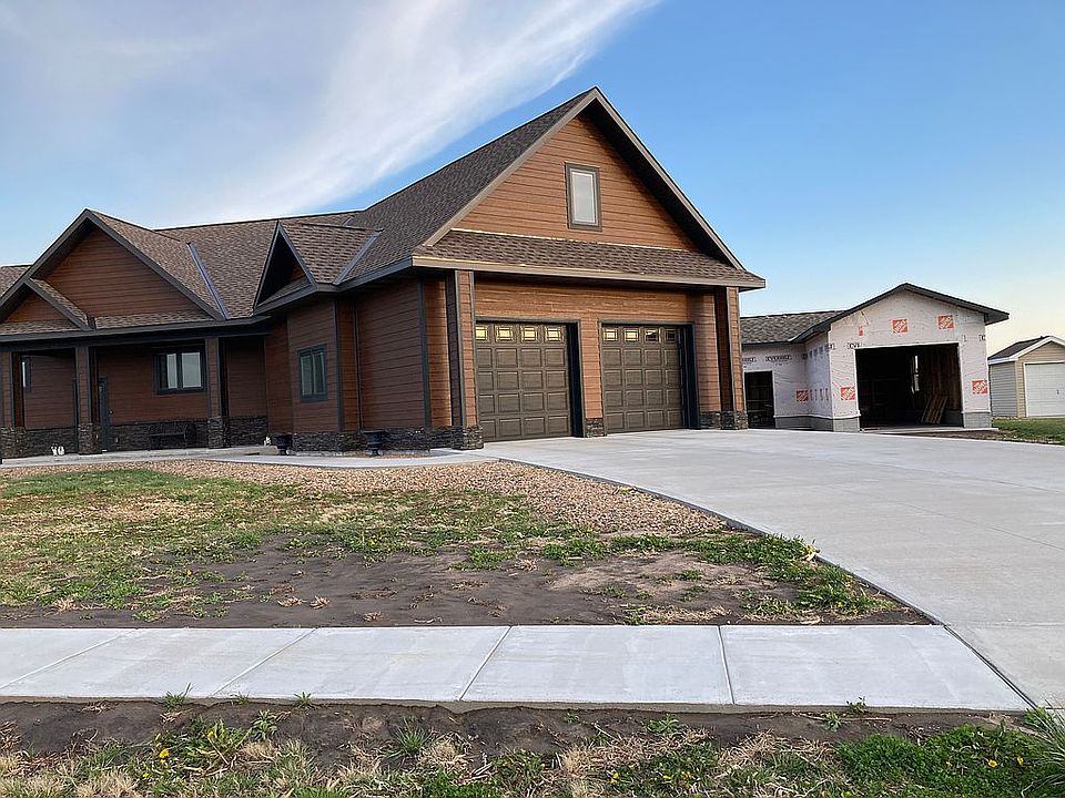 2nd image of 1524 Beechwood Dr