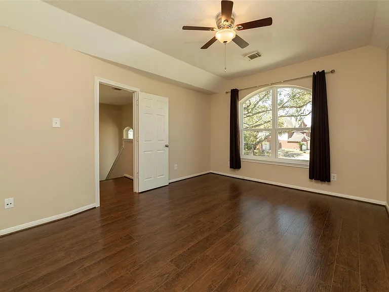 1727 Park Forest Dr — Photo 14