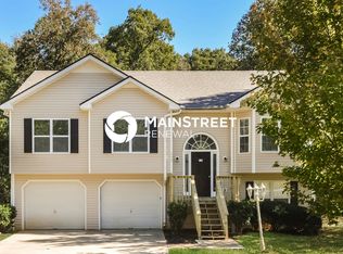 570 Freeman Dr, Covington, GA 30016