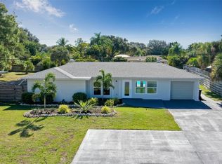 313 Gulf Dr, Venice, FL 34285